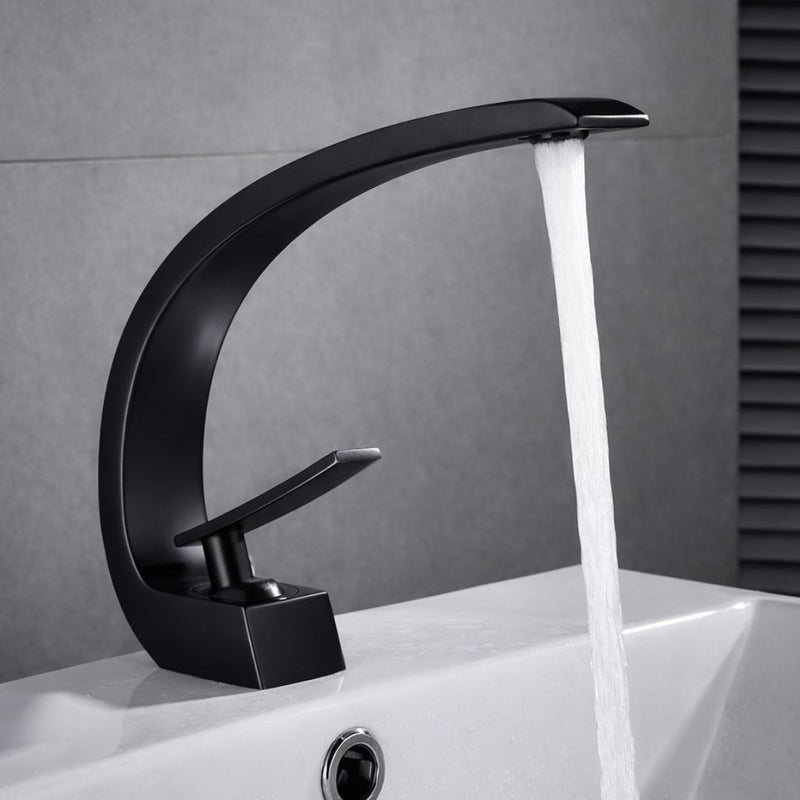 Minimalist Classic Wave Mixer Tap – Single Handle Hot & Cold Water