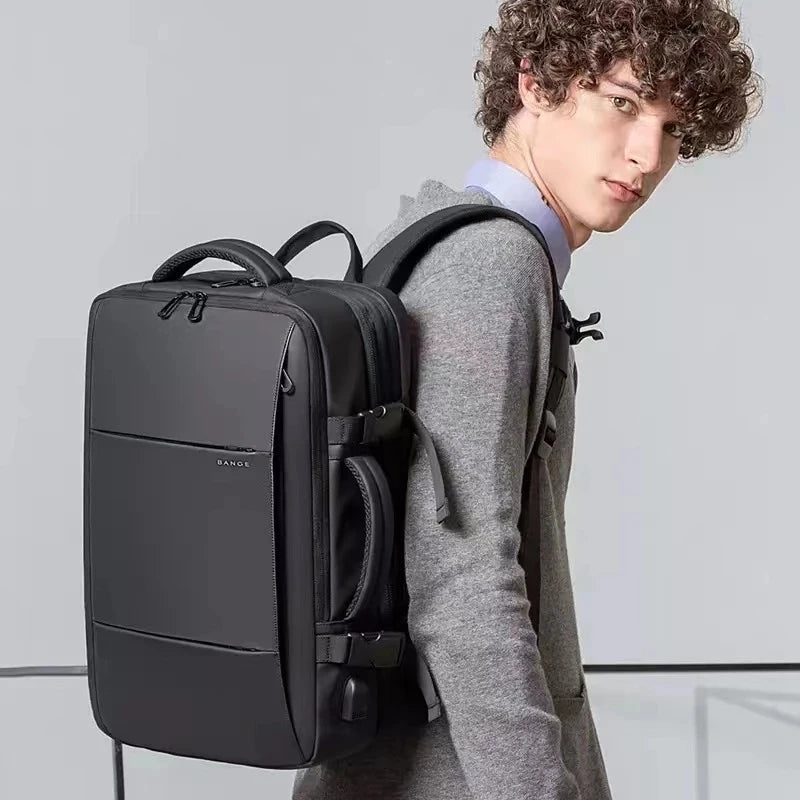 Expandable Travel Backpack for Men ā Large Capacity 17.3" Laptop & Business Backpack
