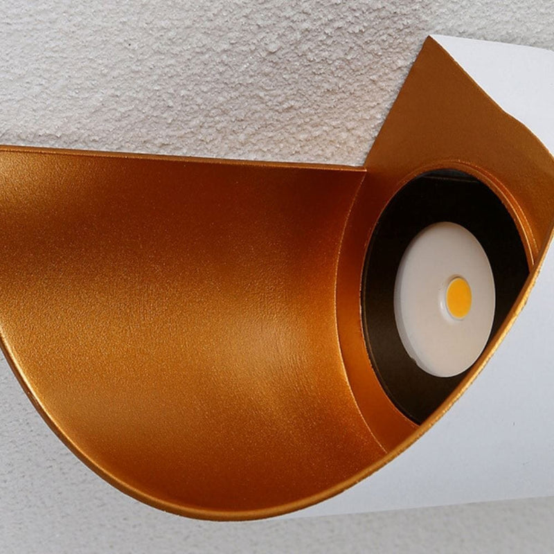 Luminária Arandela de Parede Potenza Bronze Impermeável Conceito