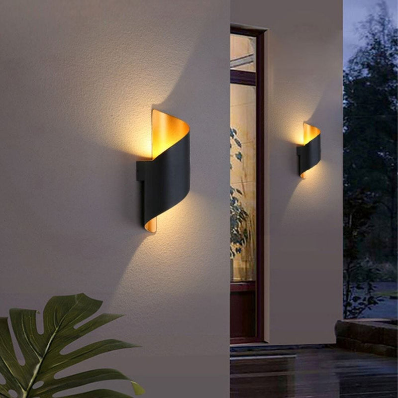 Luminária Arandela de Parede Potenza Bronze Impermeável Conceito