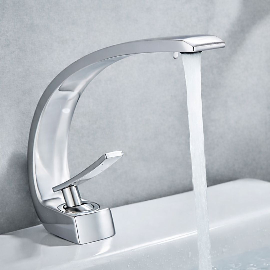 Minimalist Classic Wave Mixer Tap – Single Handle Hot & Cold Water