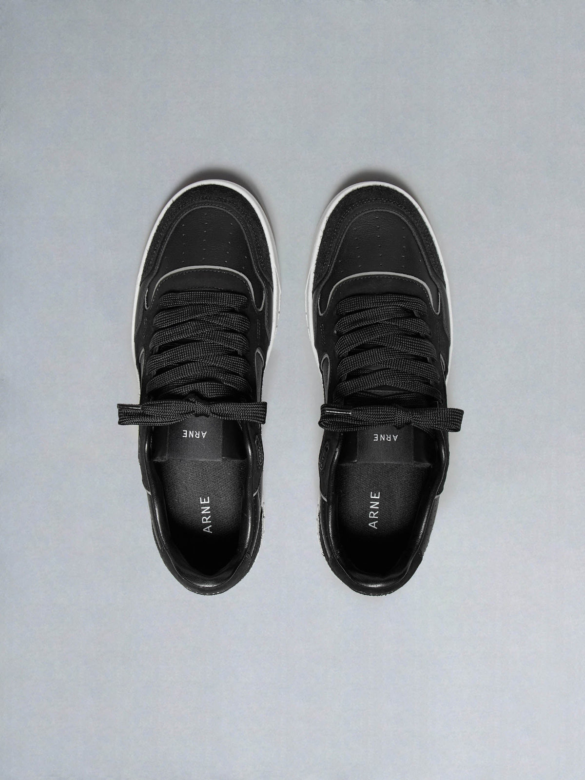 Hoop Trainer in Black