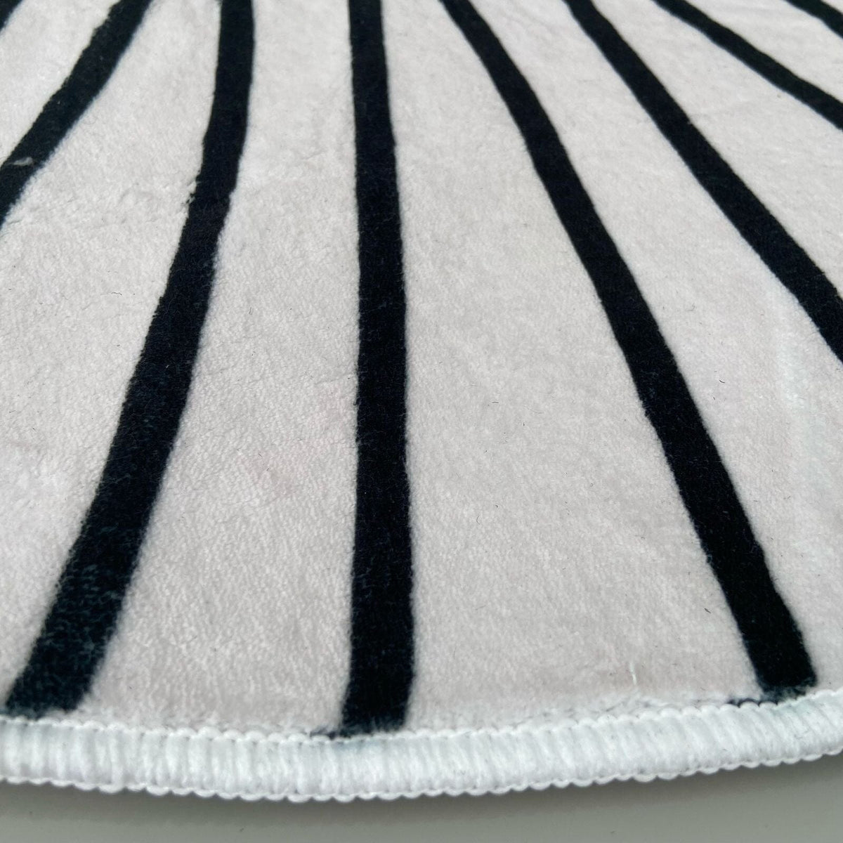 Tapete Decorativo Orgânico Redondo - Splash Tapete - 0037 Conceito 