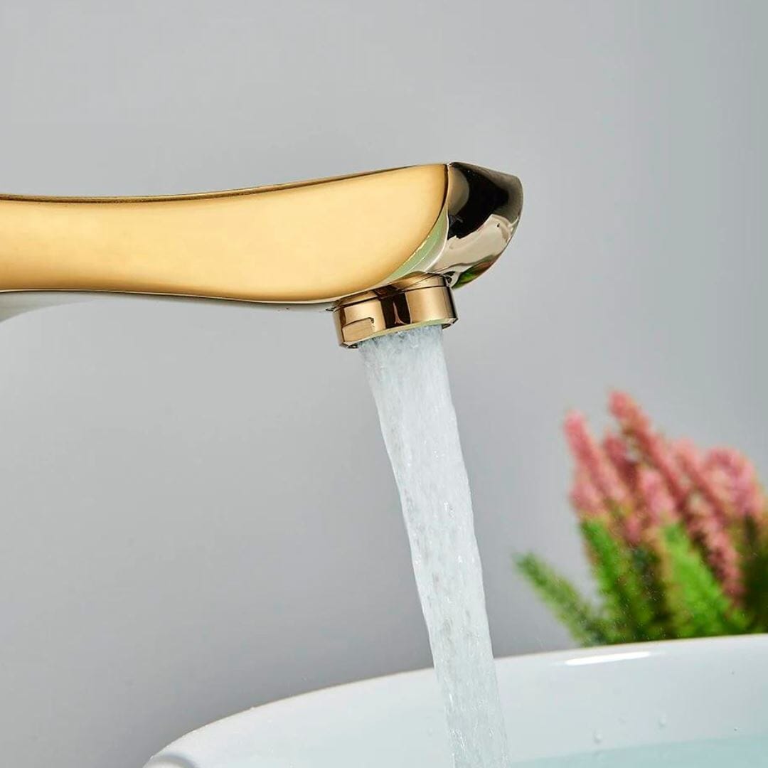 Torneira Clássica Tressed Monocomando - Água Quente e Fria ### Conceito 